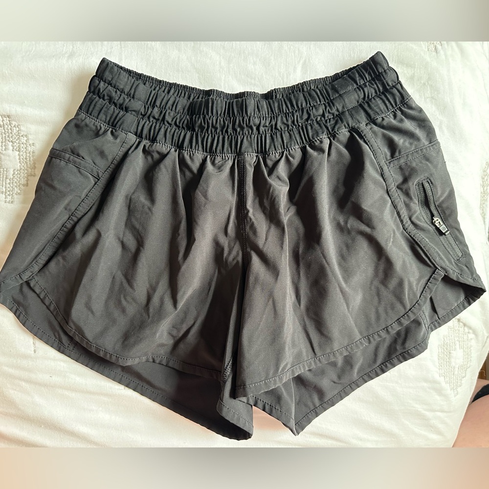 Lululemon Athletica Black Athletic Shorts, sz 8